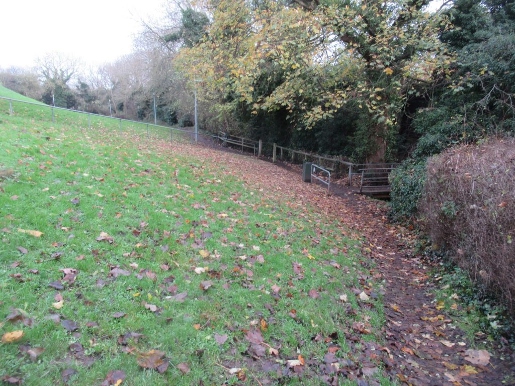 Stakesby Vale (5) - Sunningdale Grove bridge access