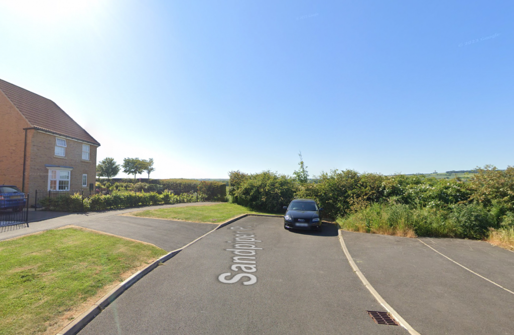 Broomfield Estate : Sandpiper Place junction